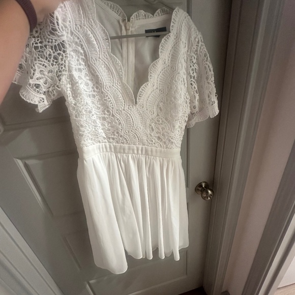 Lulu’s Elegant White Dress - Picture 1 of 2
